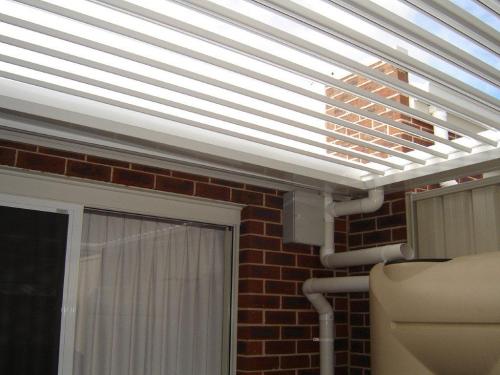 Eclipse Opening Roof Verandah in Arctic White, Sunbury 6